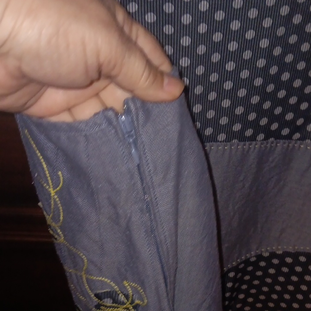 Stylish Gray Patterned Mini Dress - image 6